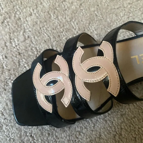 CHANEL slide block heel sandals sz37 - Picture 4 of 8